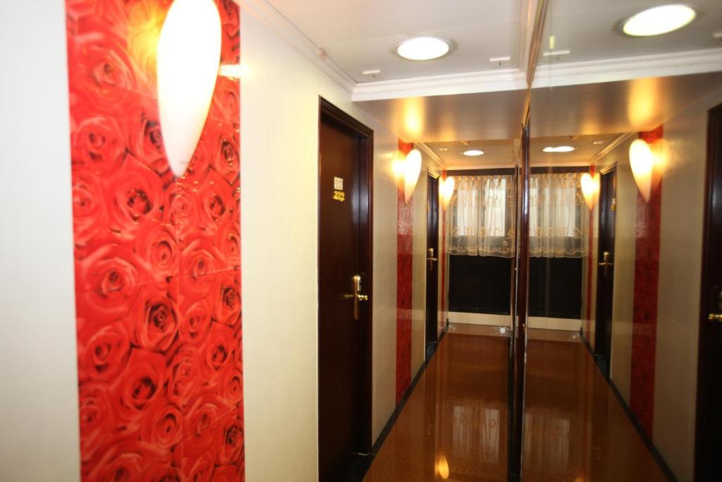 Dragon Hotel Tsim Sha Tsui  外观 照片